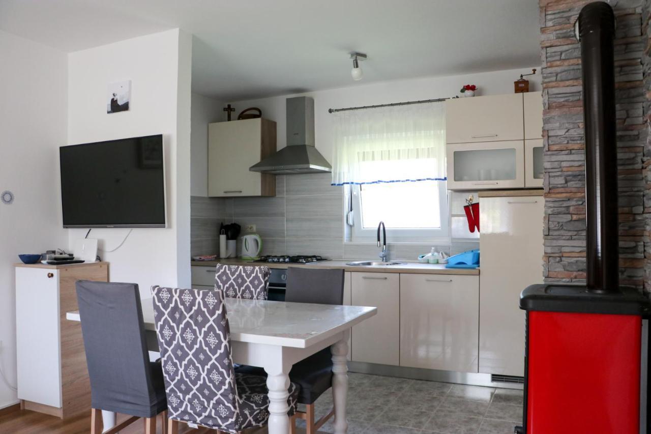 Apartment Filomena Smoljanac Ngoại thất bức ảnh